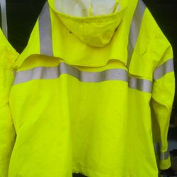 HIGH VIS RAIN COAT 5XL USED. READ DETAILS