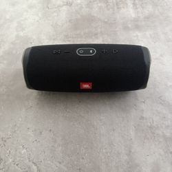JBL Speaker Charge 4 