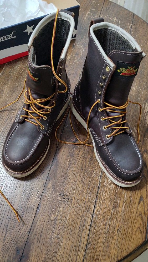 Thorogood Boots 8 D