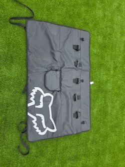 Fox tailgate bike pad for midsize truck