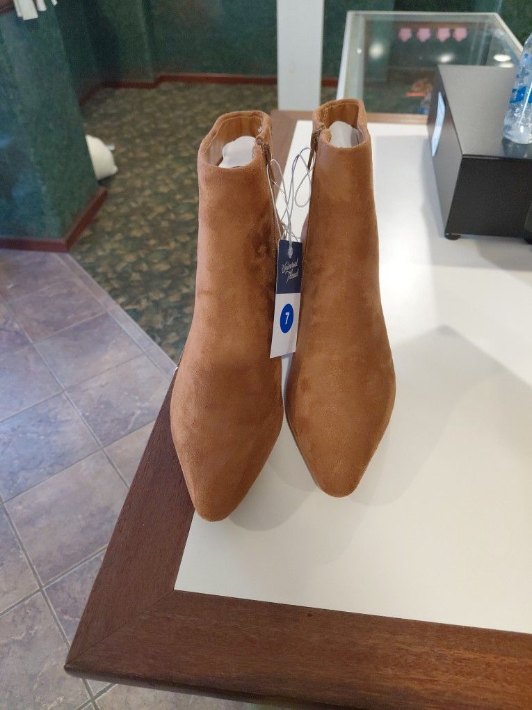 Women Boots