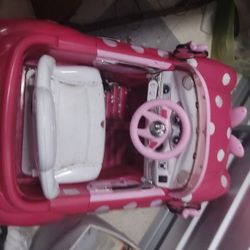Minny Mouse Battery Operated Car