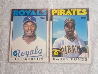 Near mint 1986 Topps Traded - Barry Bonds Rookie #11T Pittsburgh Pirates & Bo Jackson 50T Rookie KC Royals OF