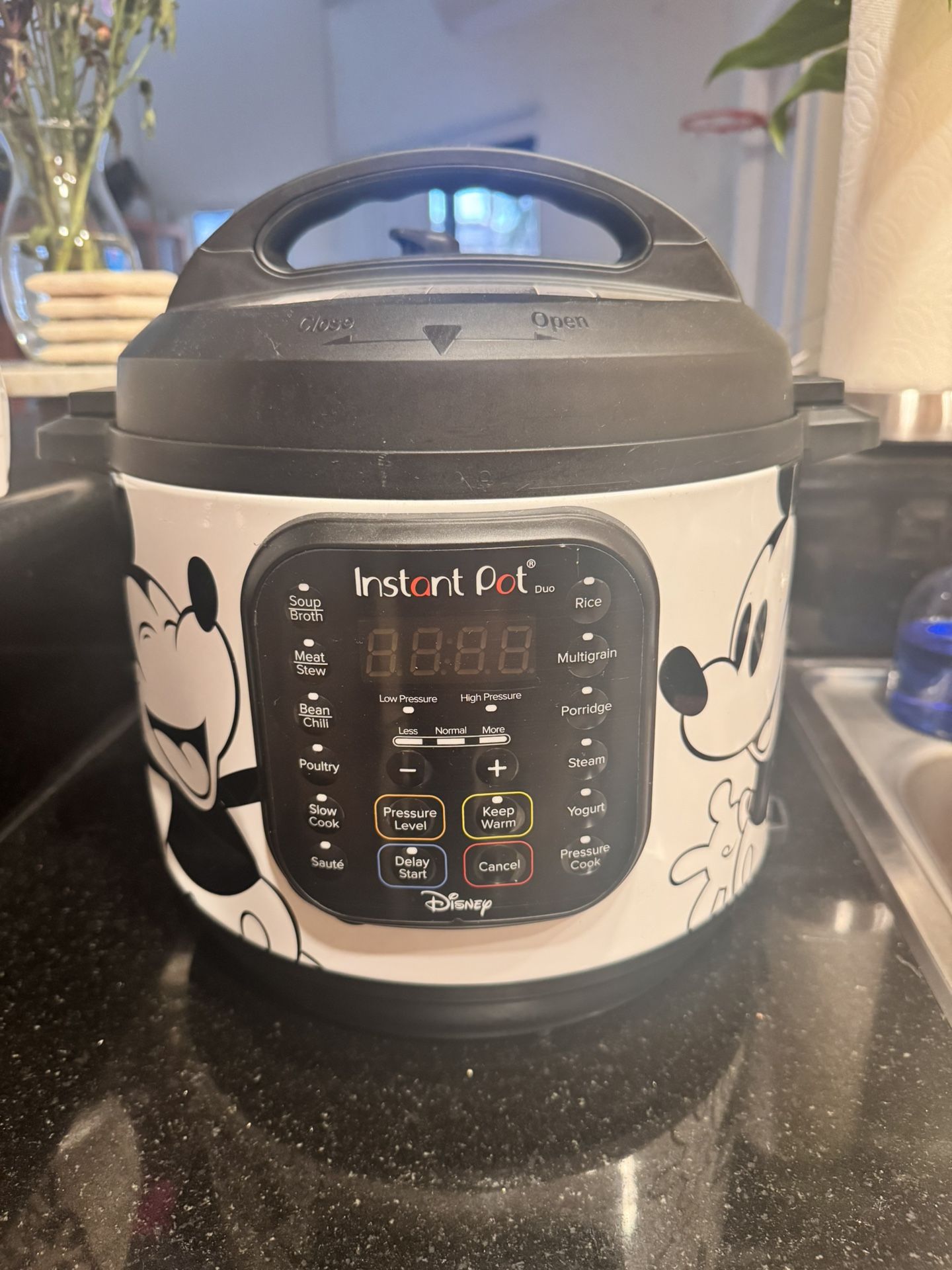 Instant Pot 6-Quart Duo Electric Pressure Cooker, 7-in-1 Yogurt Maker, Food Steamer, Slow Cooker, Rice Cooker & More, Disney Mickey Mouse, White
