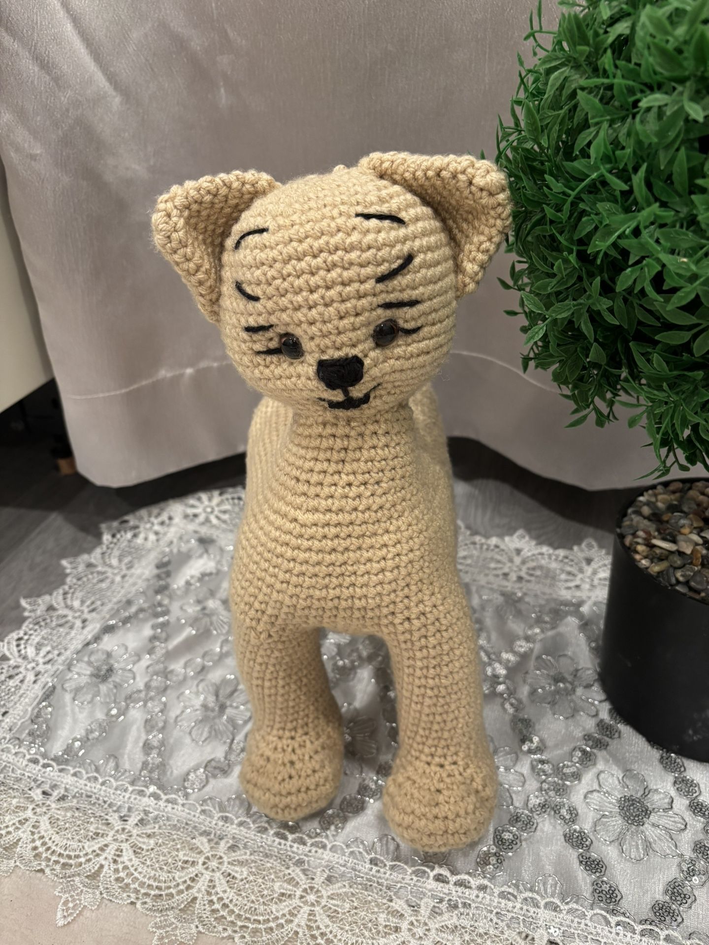 handmade crochet cat