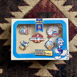 Disney Store Donald Duck 85th Anniversary 5 Pin Box Set Limited Edition LE1600