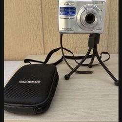 Olympus FE-210 7.1MP Compact Digital Camera Silver Olympus Carry Case Tested 