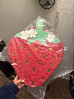 Strawberry Piñata