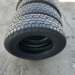 Set.  Tires.  255. 70. 18.  Hankook Dinapro 