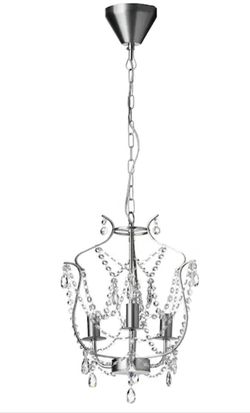 I Have 4 Beautiful Bling Lighted Chandeliers $150 For All 4
