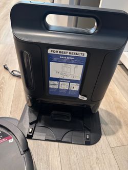 Robot Vacuum with Self-Empty Base