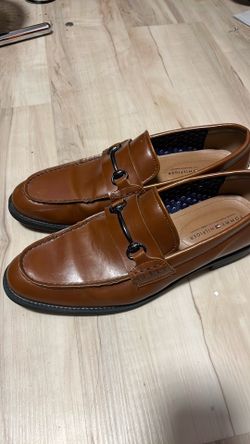Tommy Hilfiger brown loafers