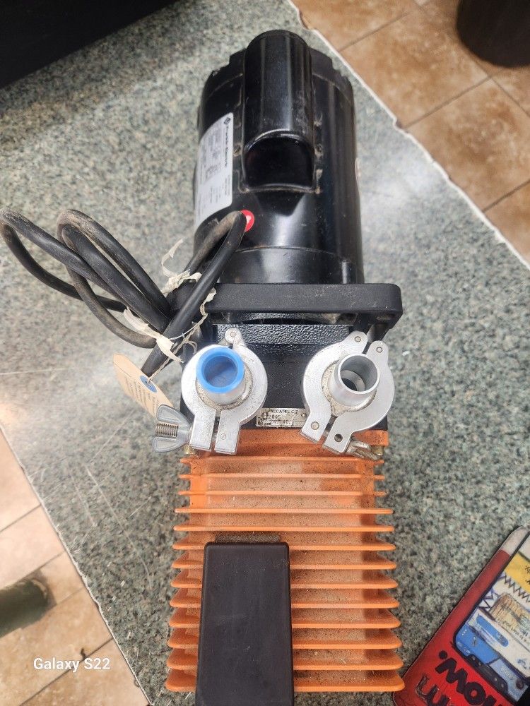 ALCATEL PASCAL VACUUM PUMP