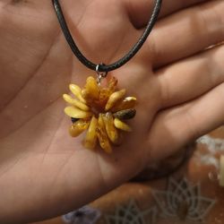 amber necklace 