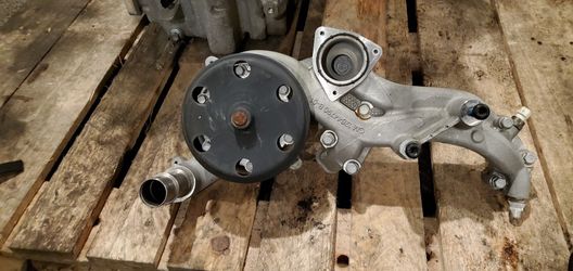 Chevrolet Camaro 6th Gen Lt1 Oem Waterpump