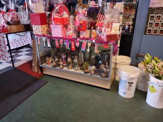 Glass Displays For Sale