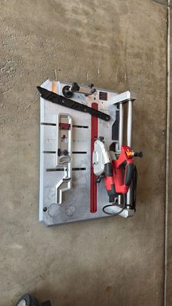 Skill Flooring saw
