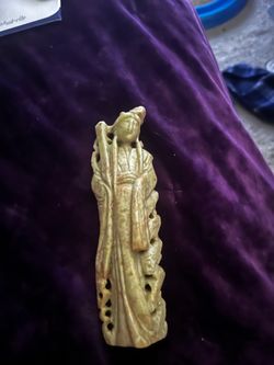 VINTAGE RARE JADE