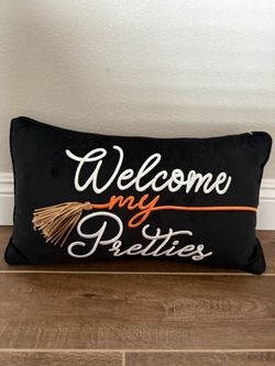 Welcome My Pretties" Halloween lumbar pillow New