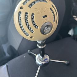Microphone  By Blue