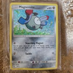 Pikachu 006/012 McDonald's 2019 Holo Pokemon