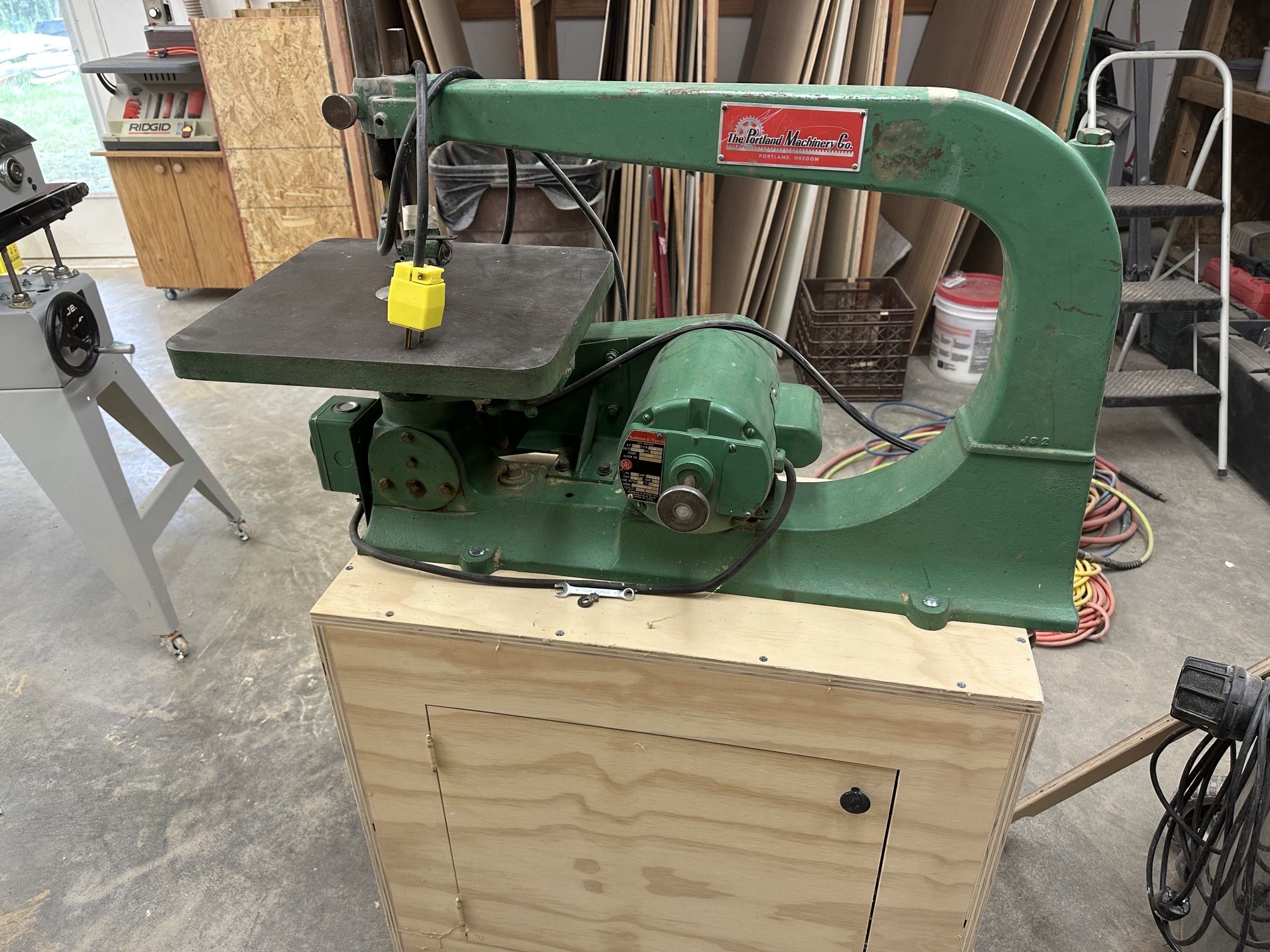 Vintage Powermatic 95 Scroll Saw – Deep Neck – $100 (Rainier, WA)