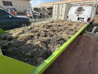 Free Dirt Gratis Tierra....