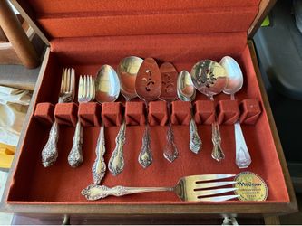 Vintage silverware miscellaneous pieces