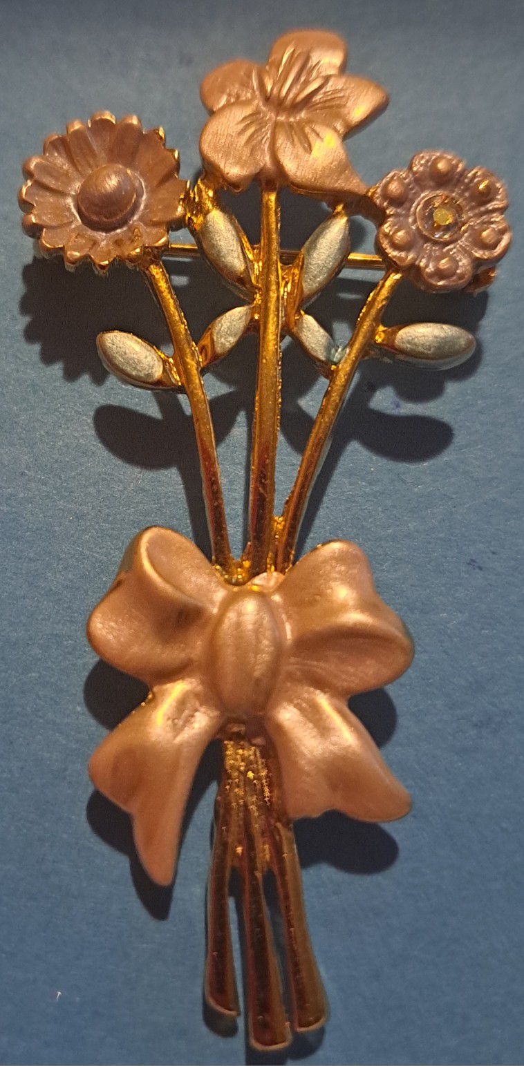 Vintage Pin Enamel Flowers And Bow