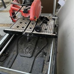 Husky Wet Tile Saw