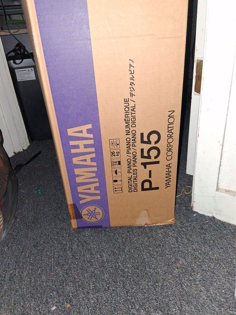 Yamaha P-155 Digital Piano