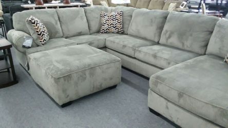 Sectional Model# 725017