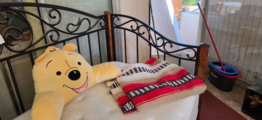 DAYBED