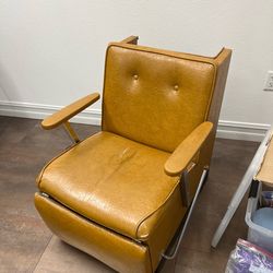 Vintage hair dryer chair w footstool RARE