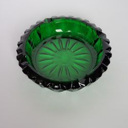 ASHTRAY luminarc model prism emerald green Vintage