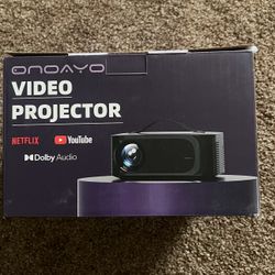 Onoayo Smart Video Projector 