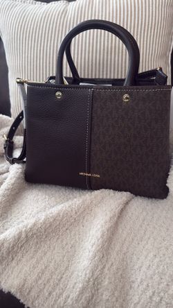 Micheal Kros Bag