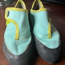 Butora Kids BRAVA Climbing Shoes Violet 3  Size 4 US 35.5 EUR