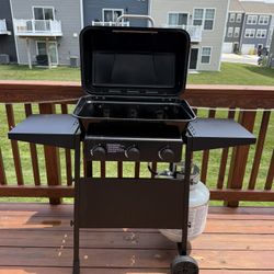 Expert Grill 3 Burner Propane Girl 