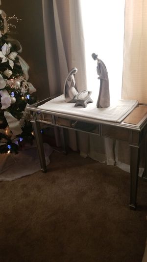 New And Used Small Desk For In Waterbury Ct Offerup Small Desk For In Waterbury Ct