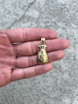 10k gold money bag pendant