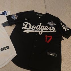 BACK TO BACK DODGERS CHAMPIONS OHTANI BASEBALL JERSEY $50. CASH PLEASE 