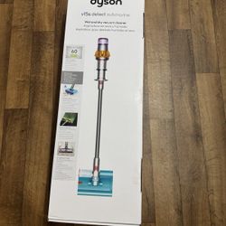 Dyson V15s Detect Submarine Wet / Dry Stick Battery Vacuum Cleaner. 
