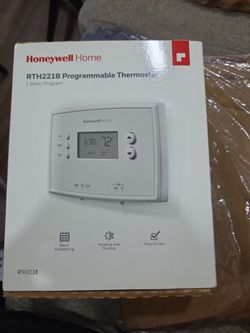 Honeywell Home RTH221B Programmable Thermostat