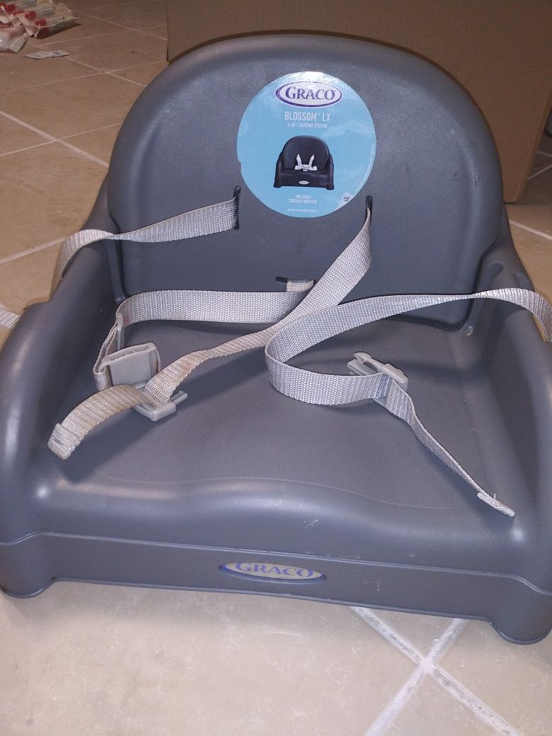 Graco 3 in 1 toddler seat booster seat