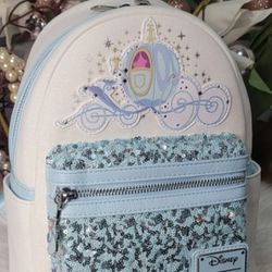 NWT. Cinderella Carriage Sequin Loungefly Mini Backpack. 