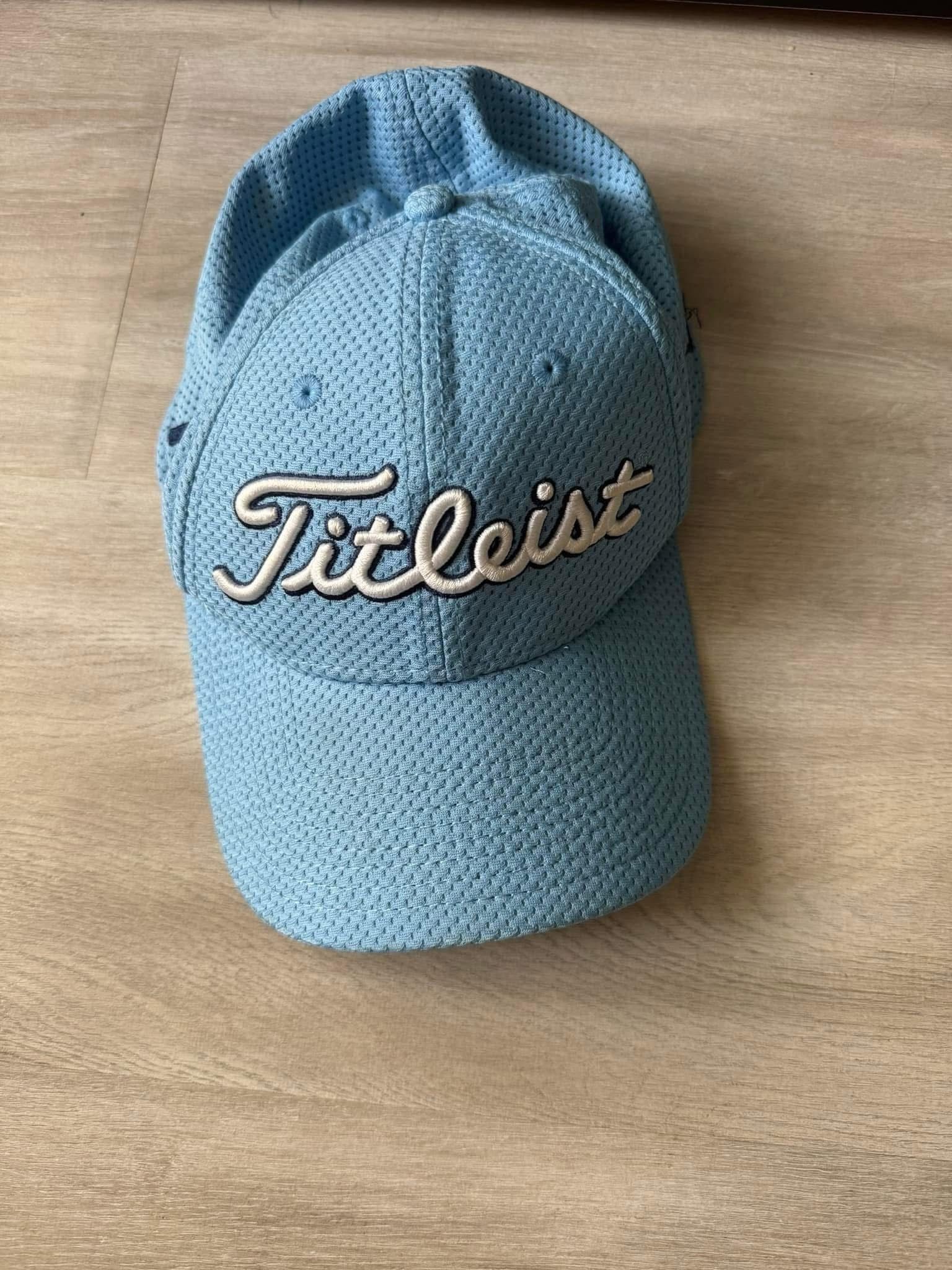 Mens Hats- Like New!