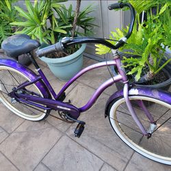 Women’s Electra Beach Cruiser Bicycle 