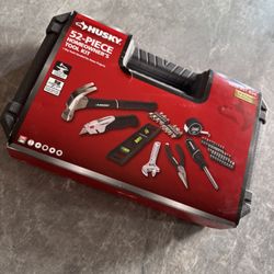 Husky 52-Piece Homeowner's Tool Kit