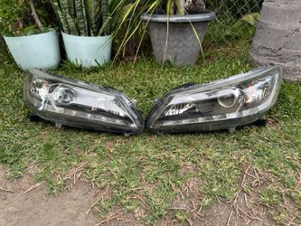 2013 Honda accord headlights driver and passenger